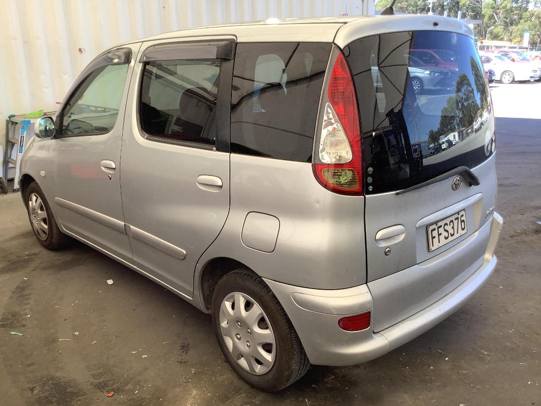 Photo '7' of Toyota Funcargo