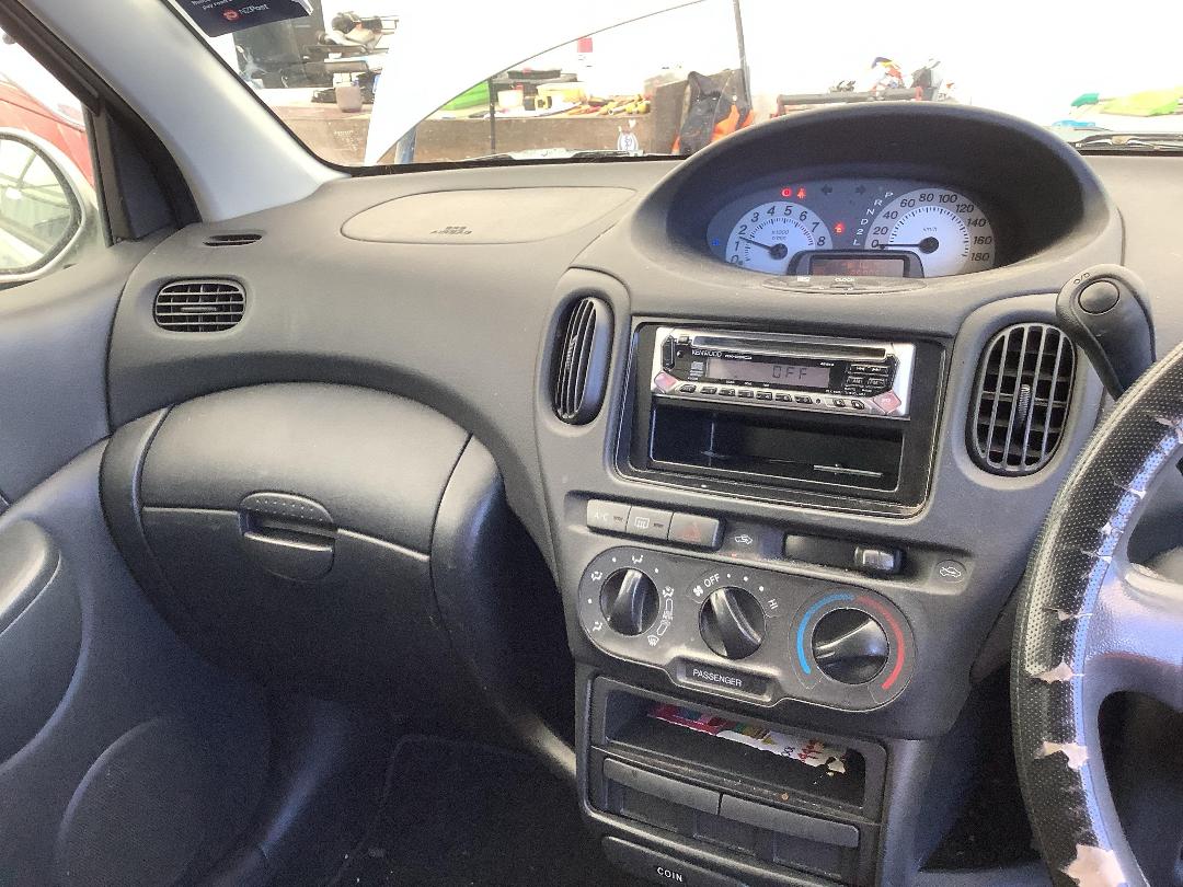 Photo '17' of Toyota Funcargo