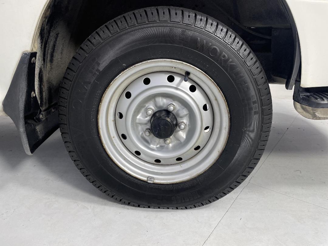 Photo '9' of Toyota Hiace Photo '9' of Toyota Hiace