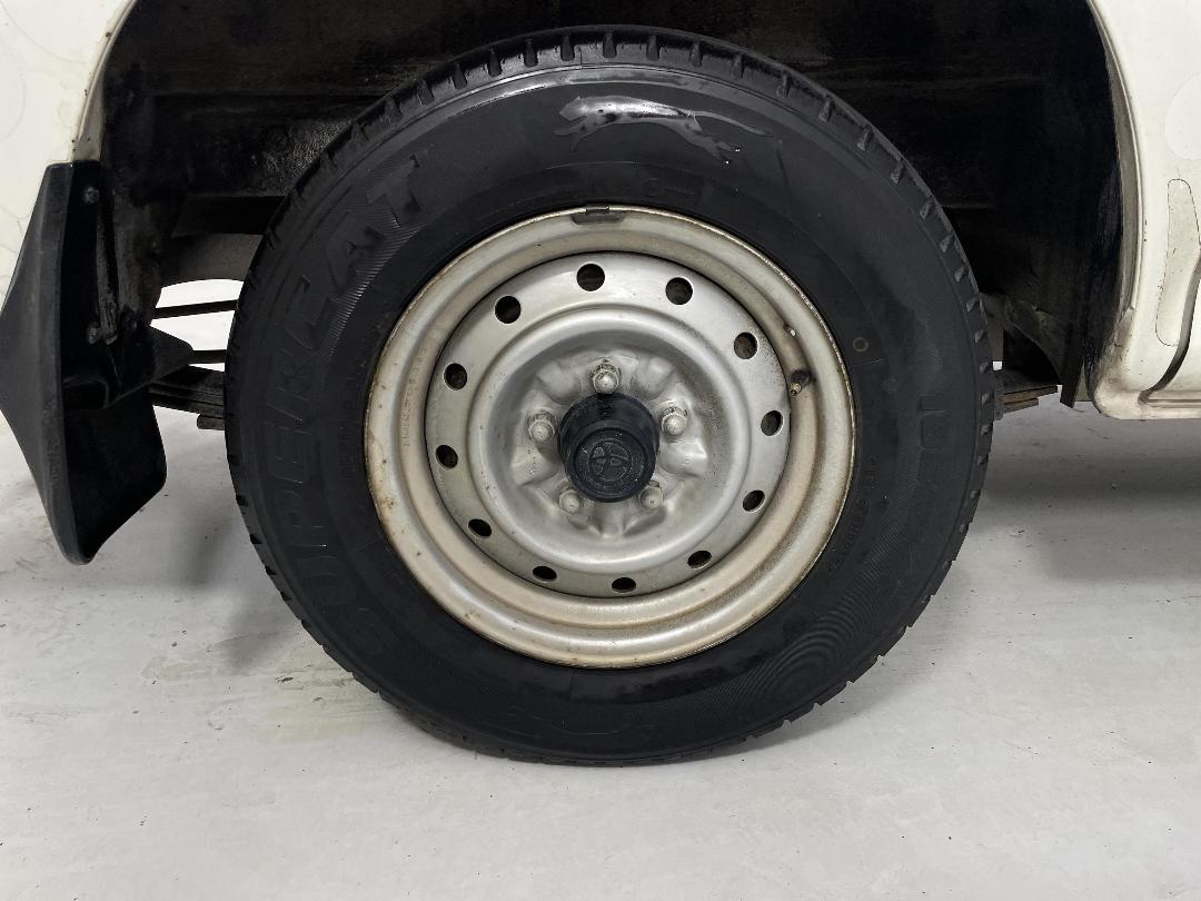 Photo '12' of Toyota Hiace Photo '12' of Toyota Hiace