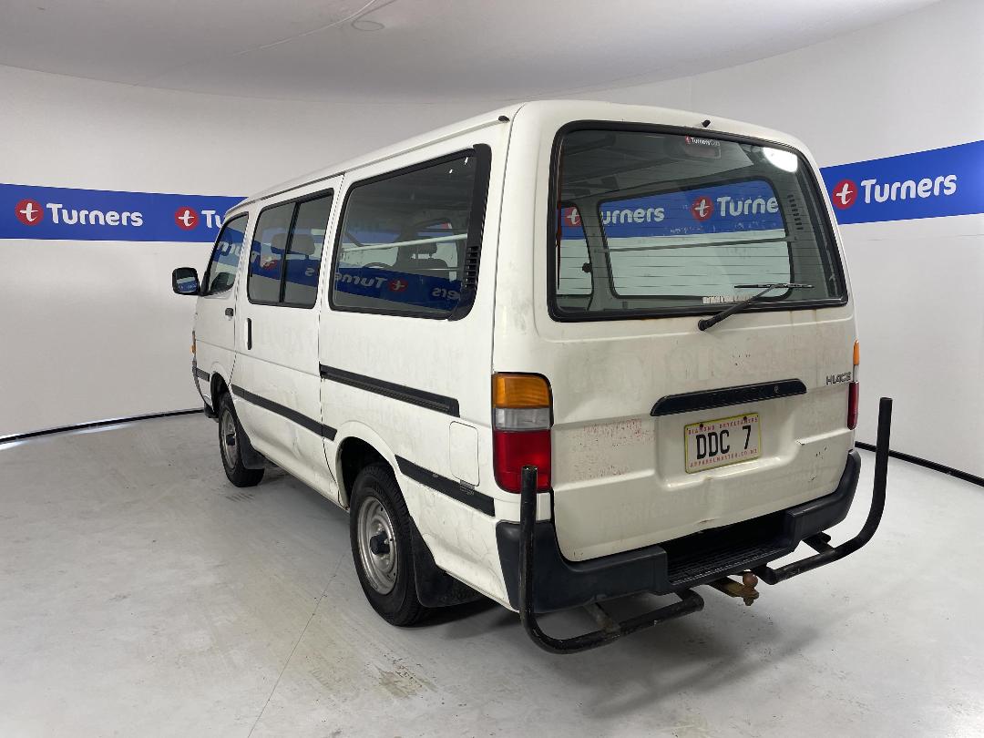 Photo '5' of Toyota Hiace Photo '5' of Toyota Hiace
