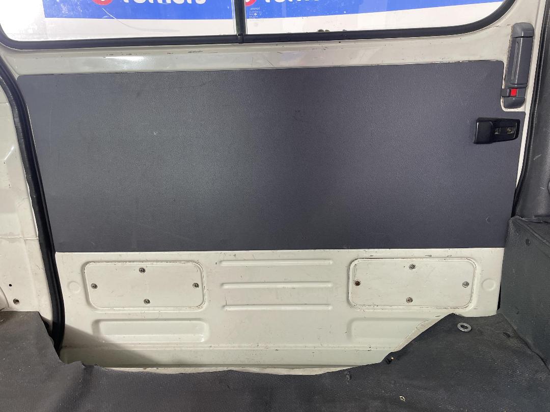 Photo '19' of Toyota Hiace Photo '19' of Toyota Hiace