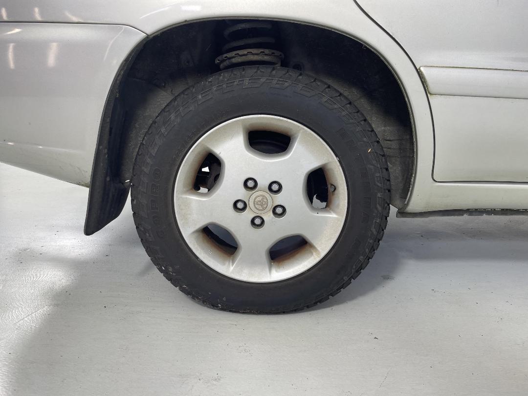 Photo '10' of Toyota Highlander Limited Photo '10' of Toyota Highlander Limited