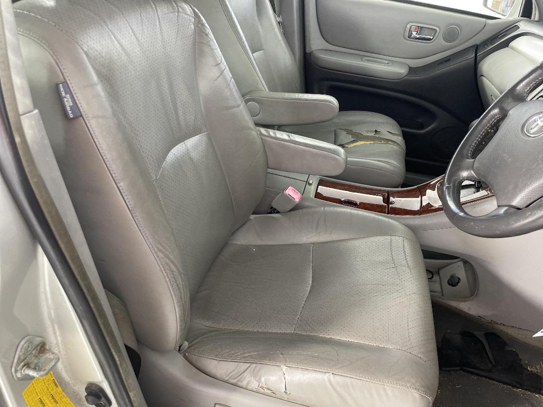 Photo '14' of Toyota Highlander Limited Photo '14' of Toyota Highlander Limited