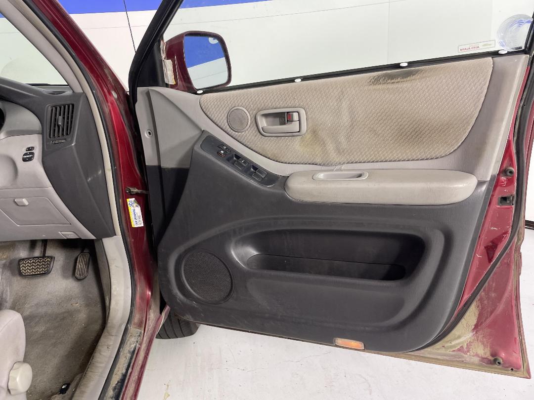 Photo '15' of Toyota Highlander Photo '15' of Toyota Highlander