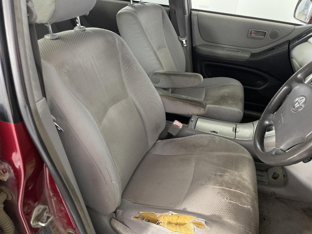 Photo '16' of Toyota Highlander Photo '16' of Toyota Highlander