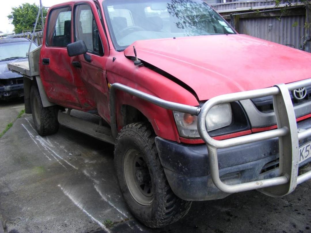 Photo '3' of Toyota Hilux D/C Photo '3' of Toyota Hilux D/C