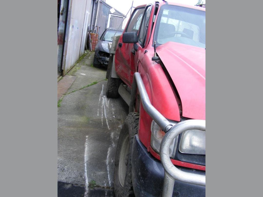 Photo '4' of Toyota Hilux D/C Photo '4' of Toyota Hilux D/C