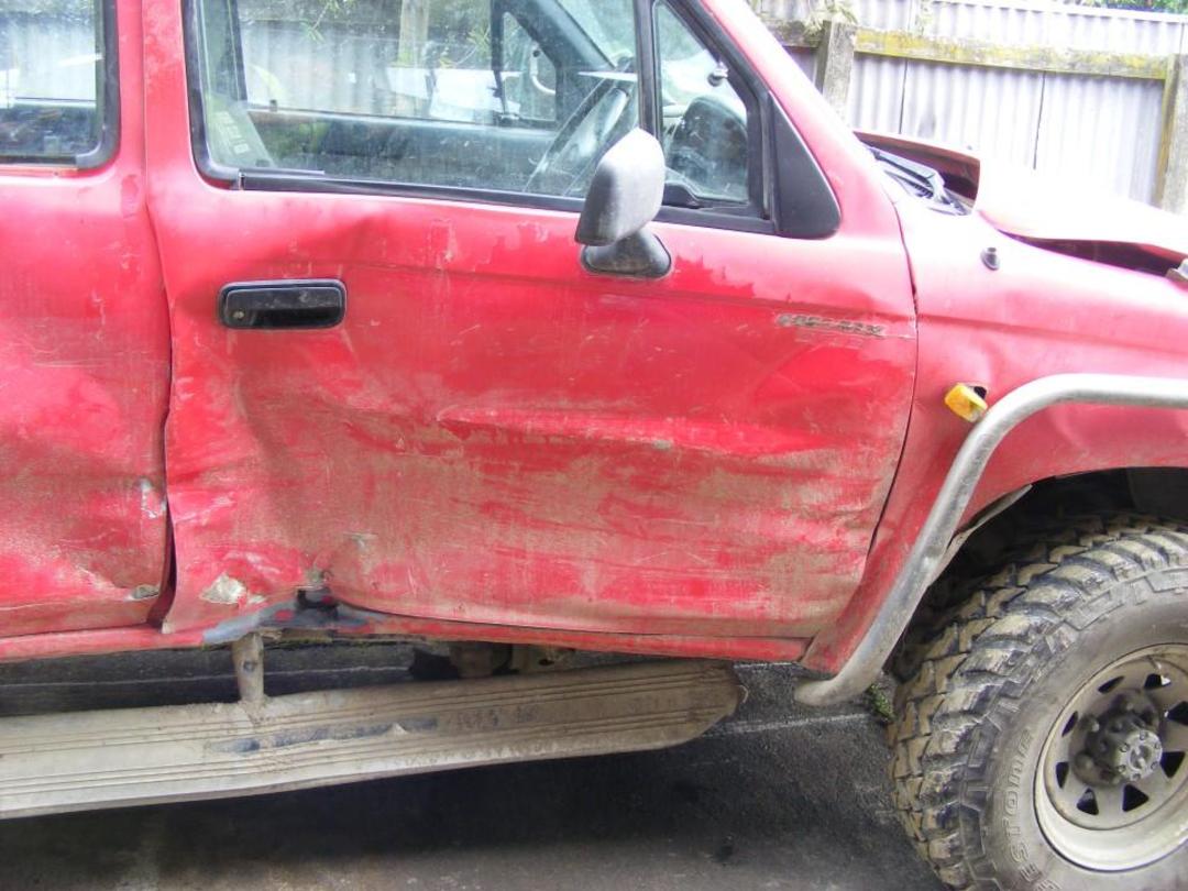 Photo '7' of Toyota Hilux D/C Photo '7' of Toyota Hilux D/C