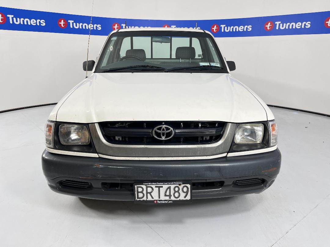 Photo '2' of Toyota Hilux Photo '2' of Toyota Hilux