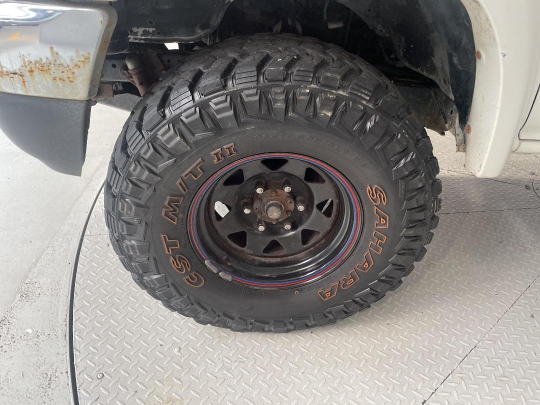 Photo '10' of Toyota Hilux Photo '10' of Toyota Hilux