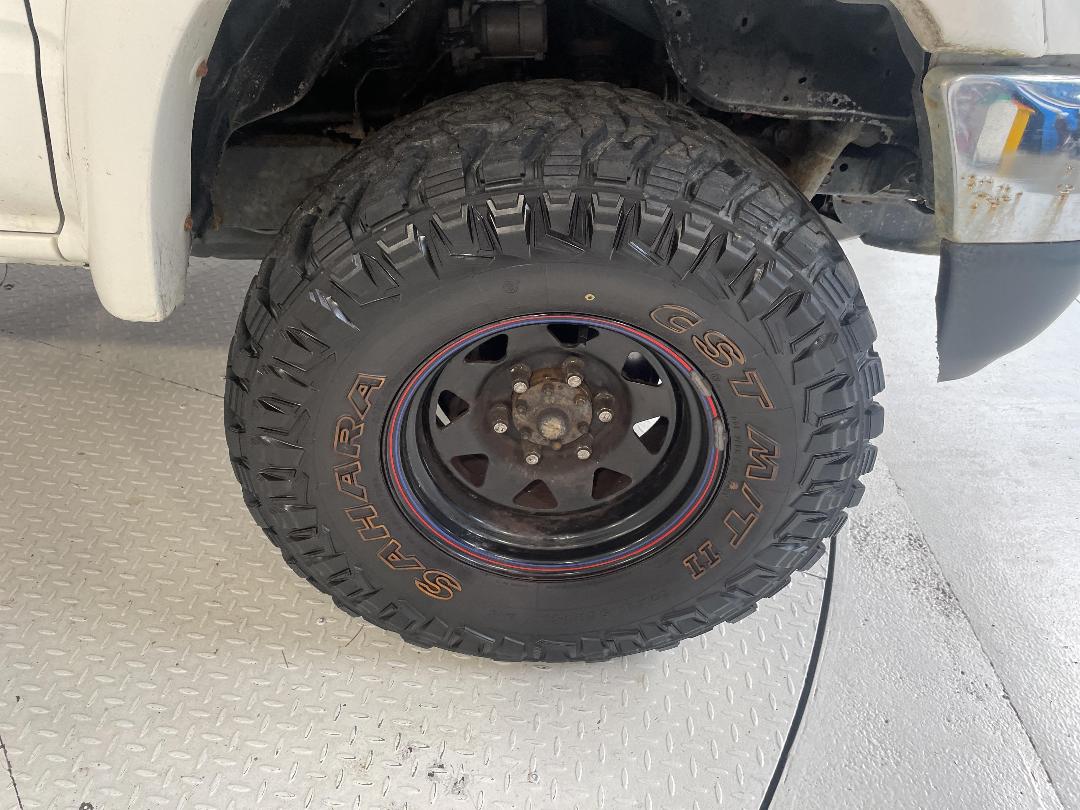 Photo '9' of Toyota Hilux Photo '9' of Toyota Hilux