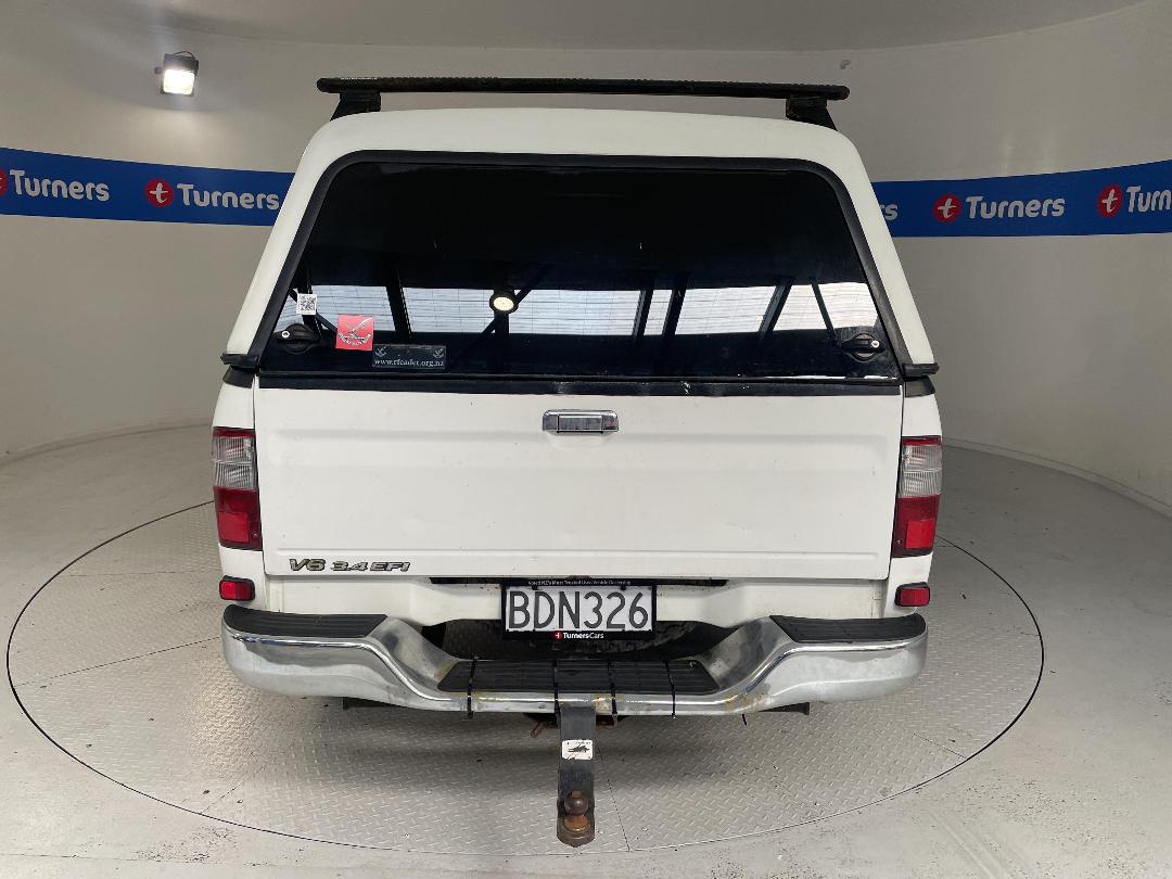 Photo '6' of Toyota Hilux Photo '6' of Toyota Hilux