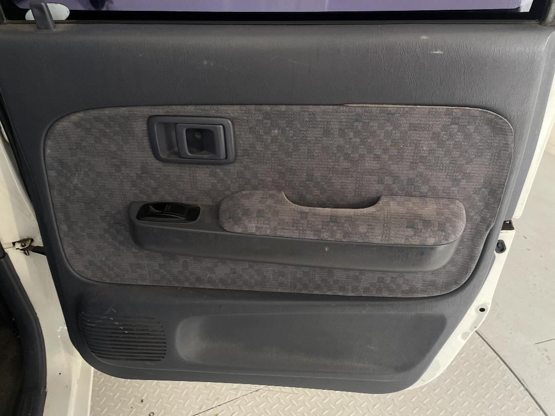 Photo '19' of Toyota Hilux Photo '19' of Toyota Hilux