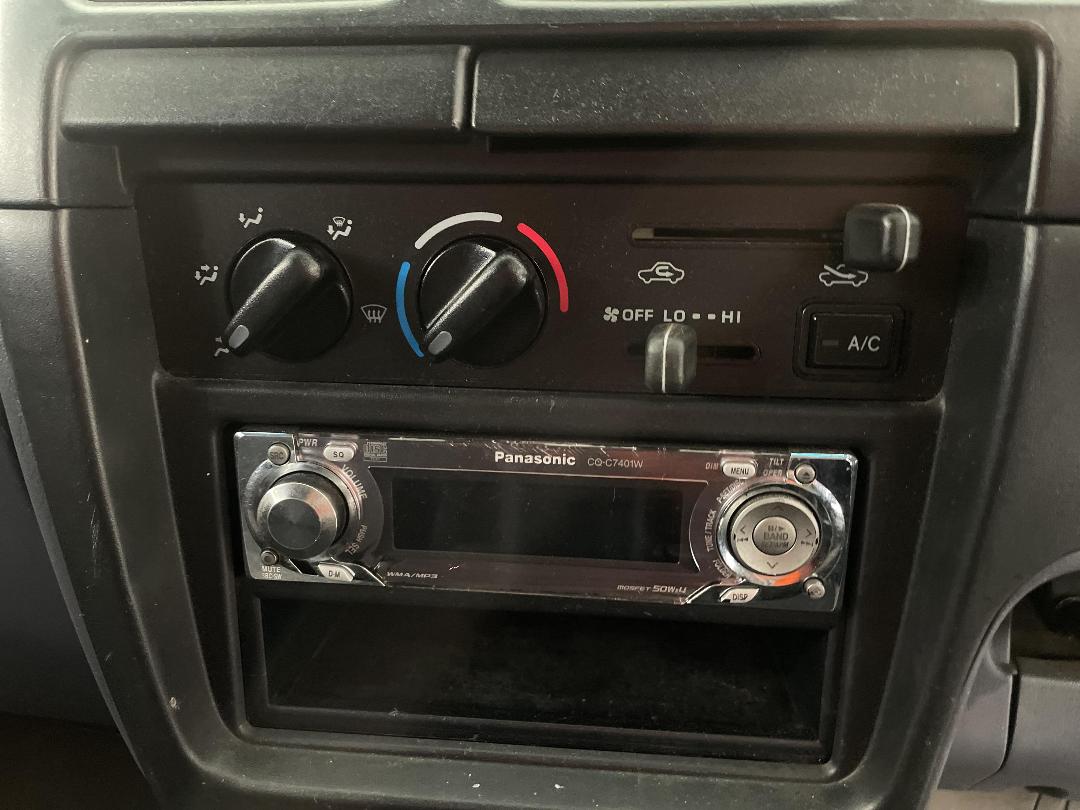 Photo '26' of Toyota Hilux Photo '26' of Toyota Hilux