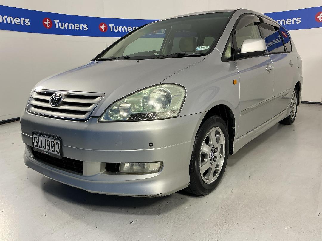 Photo '4' of Toyota Ipsum Photo '4' of Toyota Ipsum