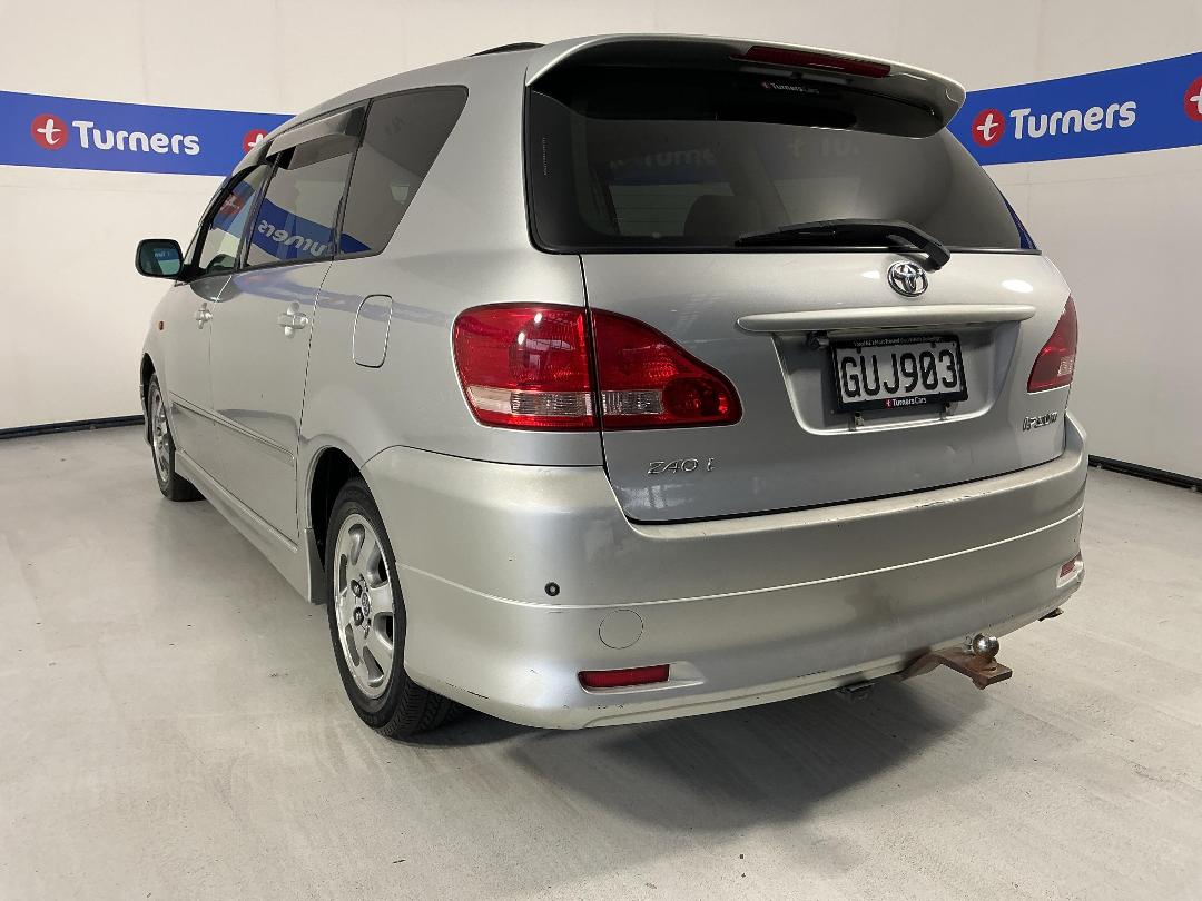 Photo '5' of Toyota Ipsum Photo '5' of Toyota Ipsum