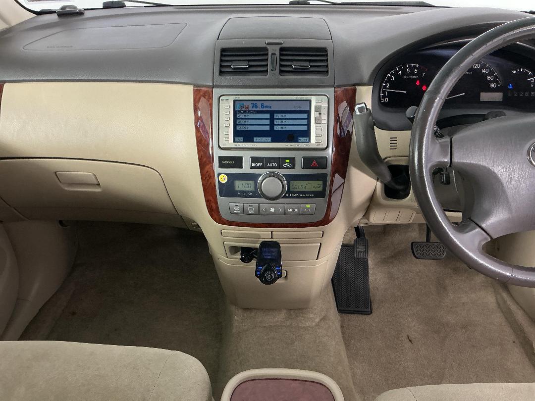 Photo '18' of Toyota Ipsum Photo '18' of Toyota Ipsum