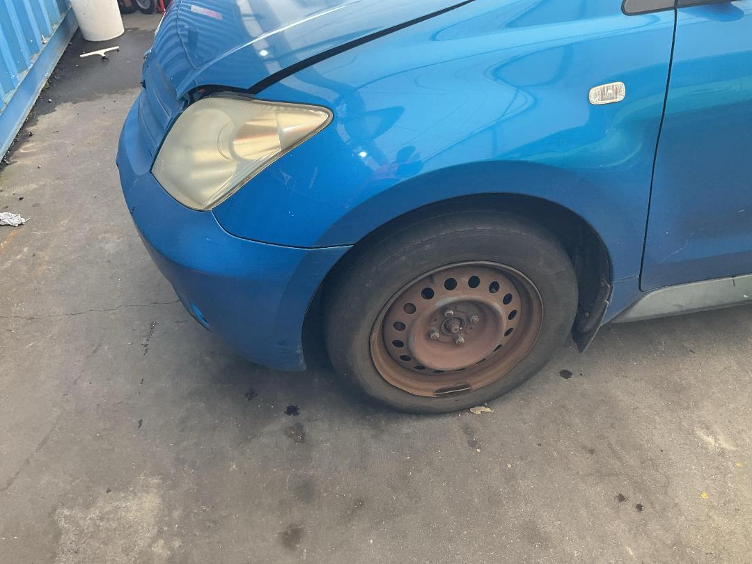 Photo '7' of Toyota IST Photo '7' of Toyota IST