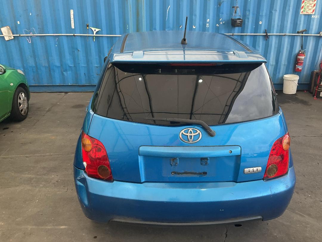 Photo '14' of Toyota IST Photo '14' of Toyota IST