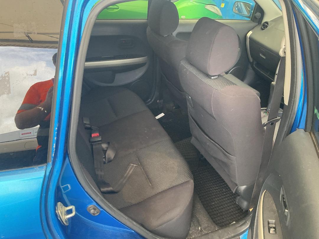 Photo '23' of Toyota IST Photo '23' of Toyota IST