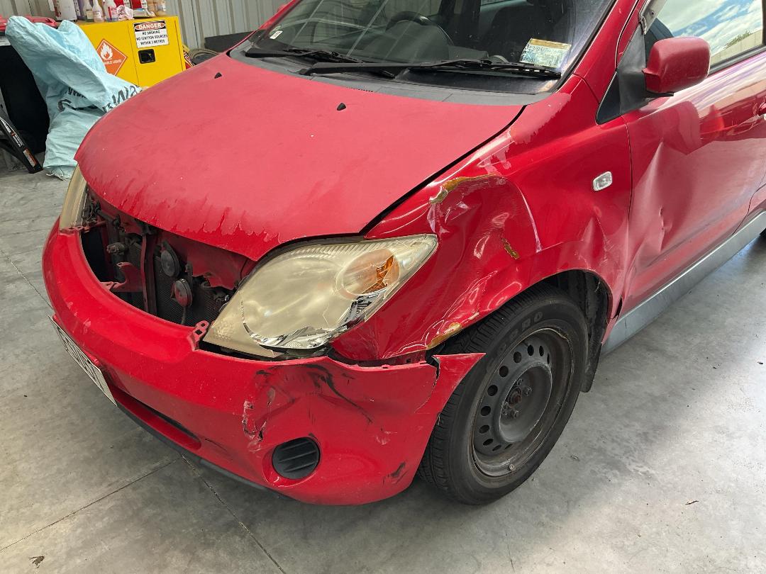 Photo '14' of Toyota IST Photo '14' of Toyota IST