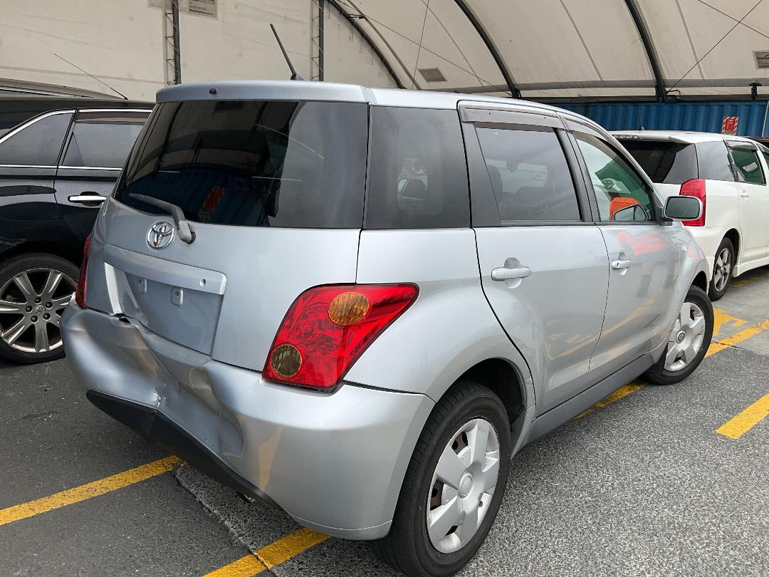 Photo '21' of Toyota IST