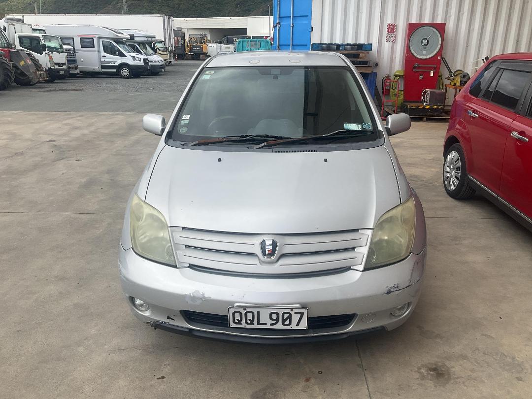 Photo '2' of Toyota Ist