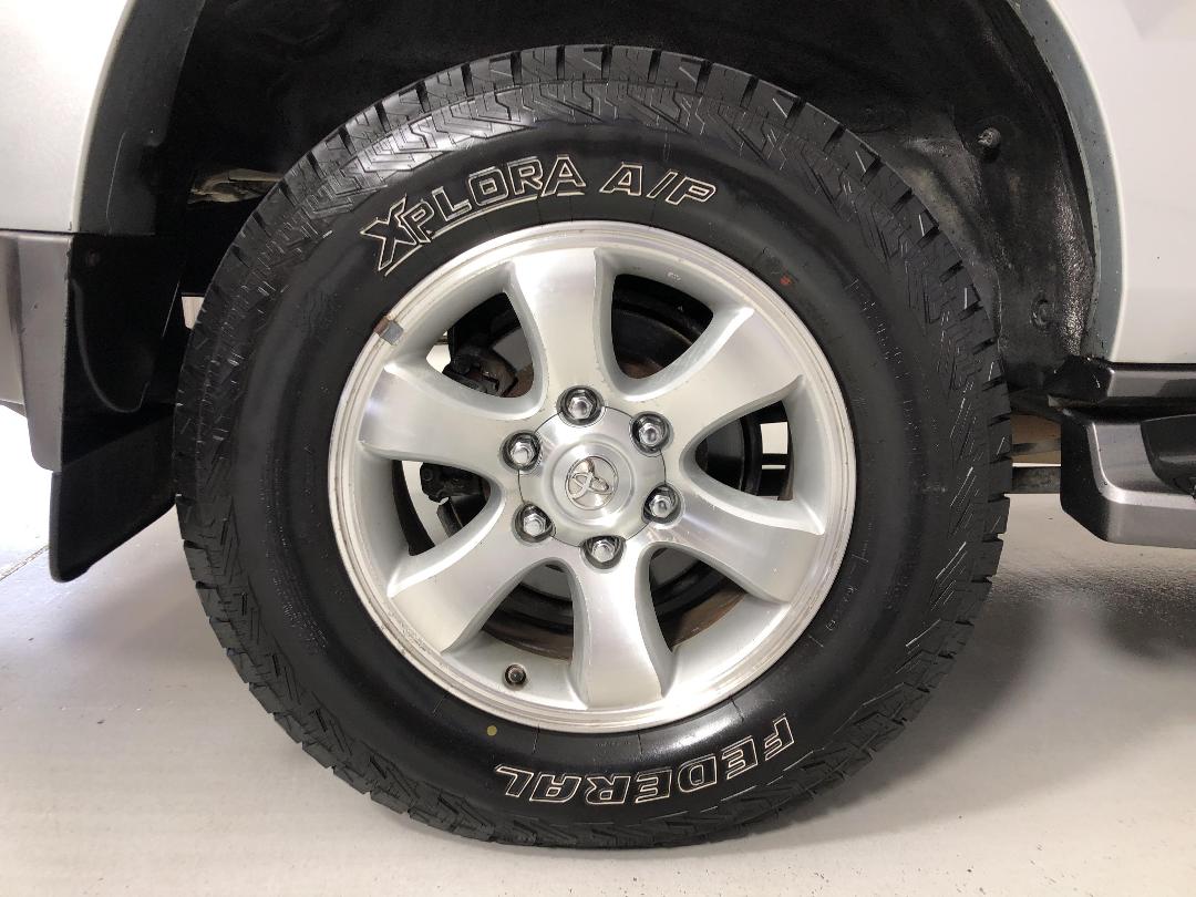 Photo '12' of Toyota Landcruiser Prado