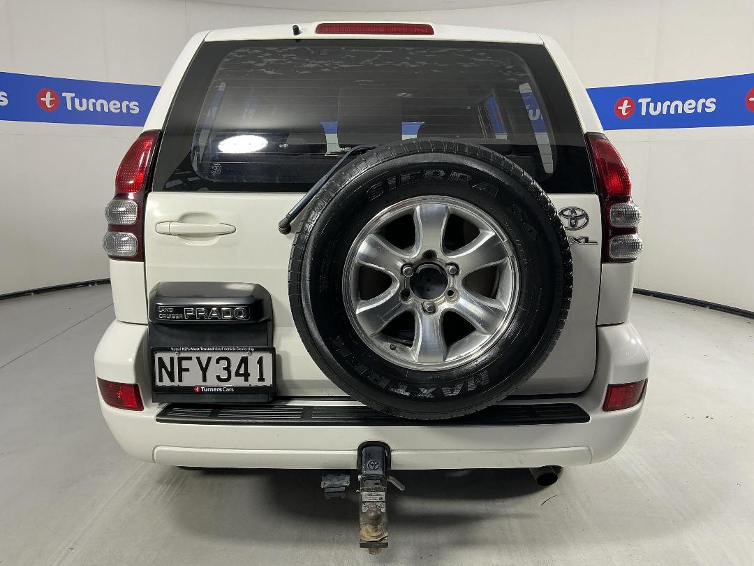 Photo '6' of Toyota Landcruiser Prado