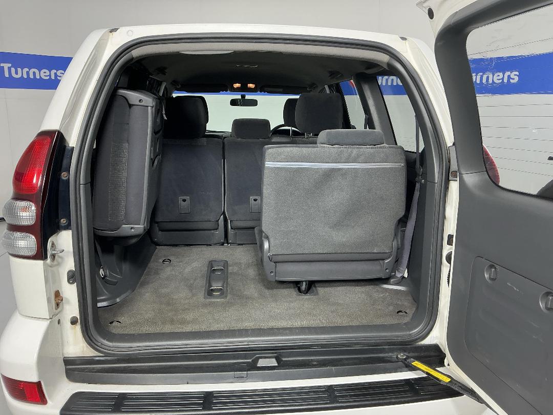 Photo '14' of Toyota Landcruiser Prado