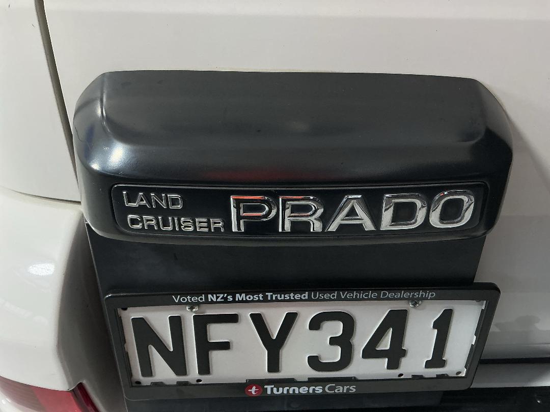 Photo '27' of Toyota Landcruiser Prado