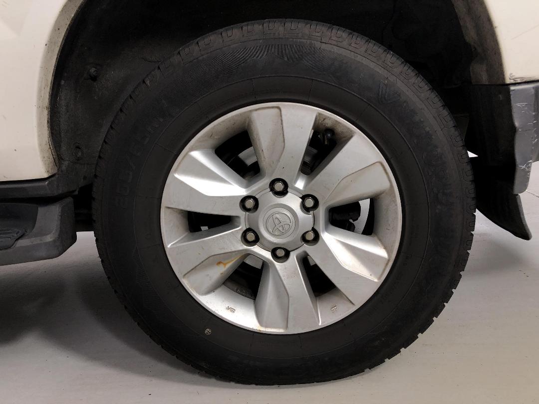 Photo '11' of Toyota Landcruiser Prado V6 VX