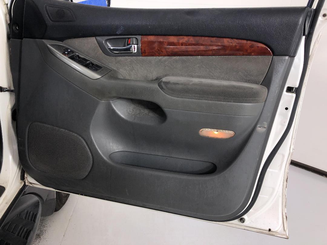 Photo '13' of Toyota Landcruiser Prado V6 VX