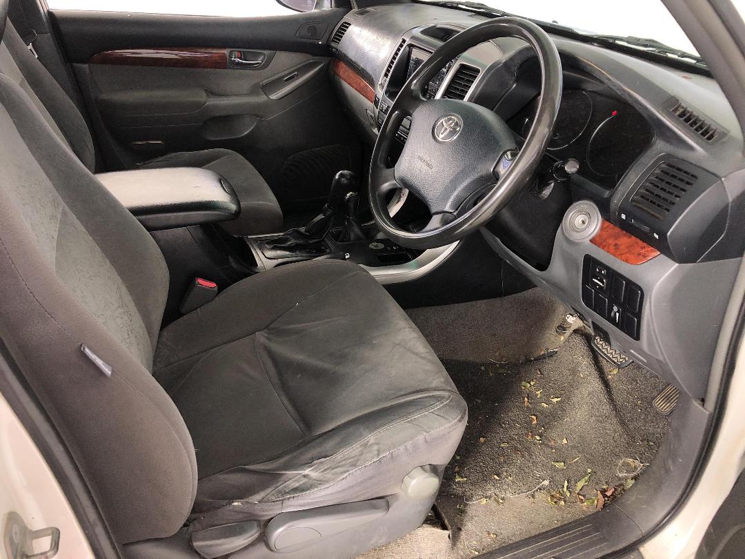Photo '14' of Toyota Landcruiser Prado V6 VX