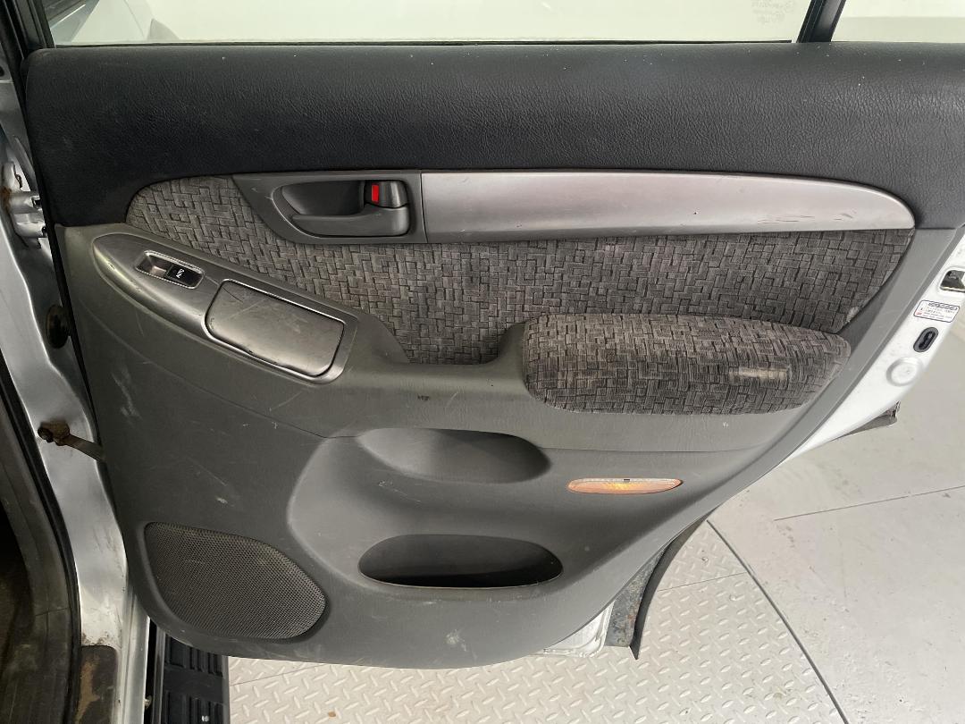 Photo '19' of Toyota Landcruiser Prado