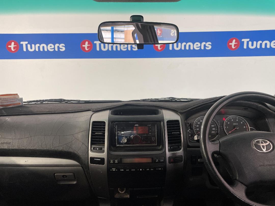 Photo '17' of Toyota Landcruiser Prado