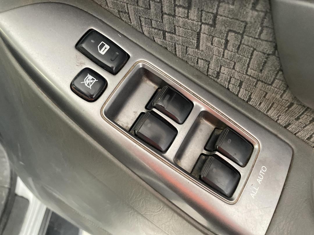 Photo '24' of Toyota Landcruiser Prado