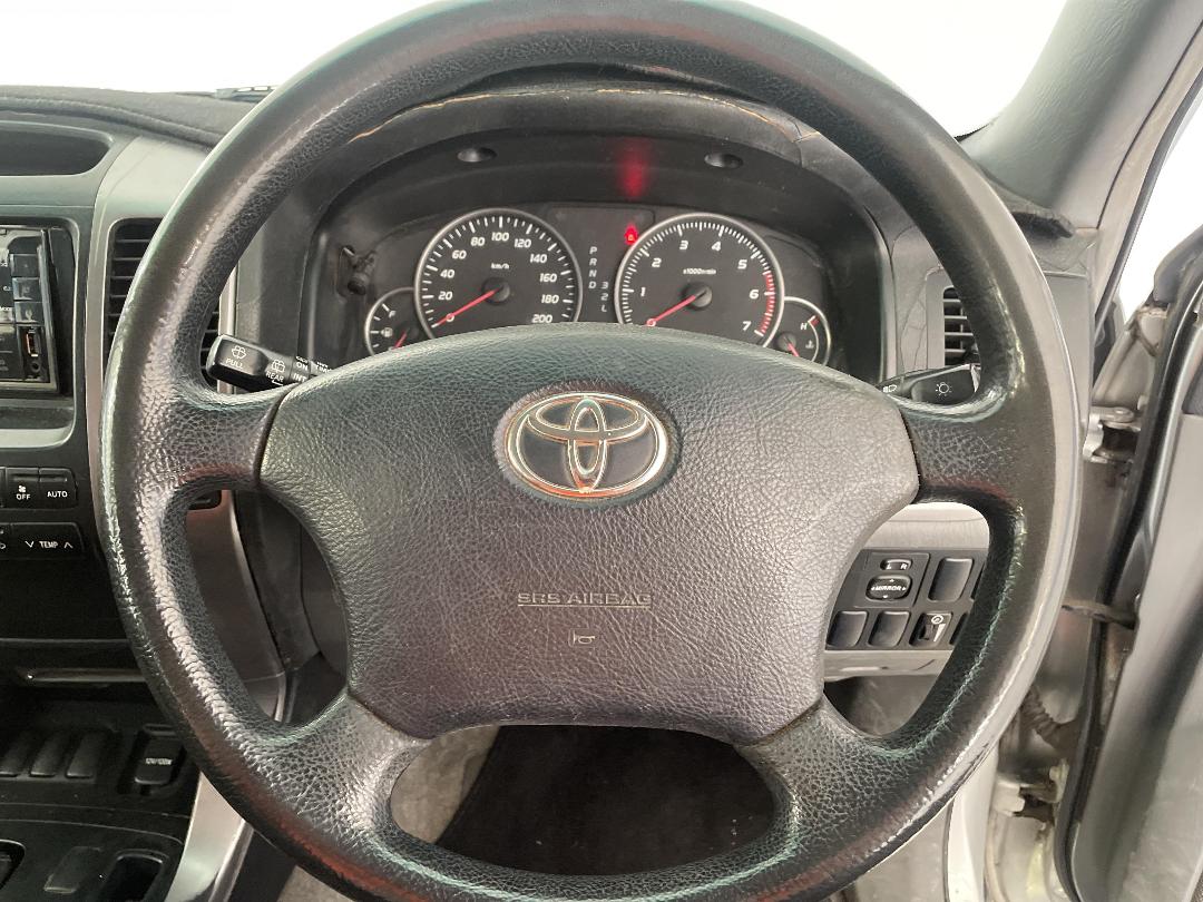 Photo '26' of Toyota Landcruiser Prado