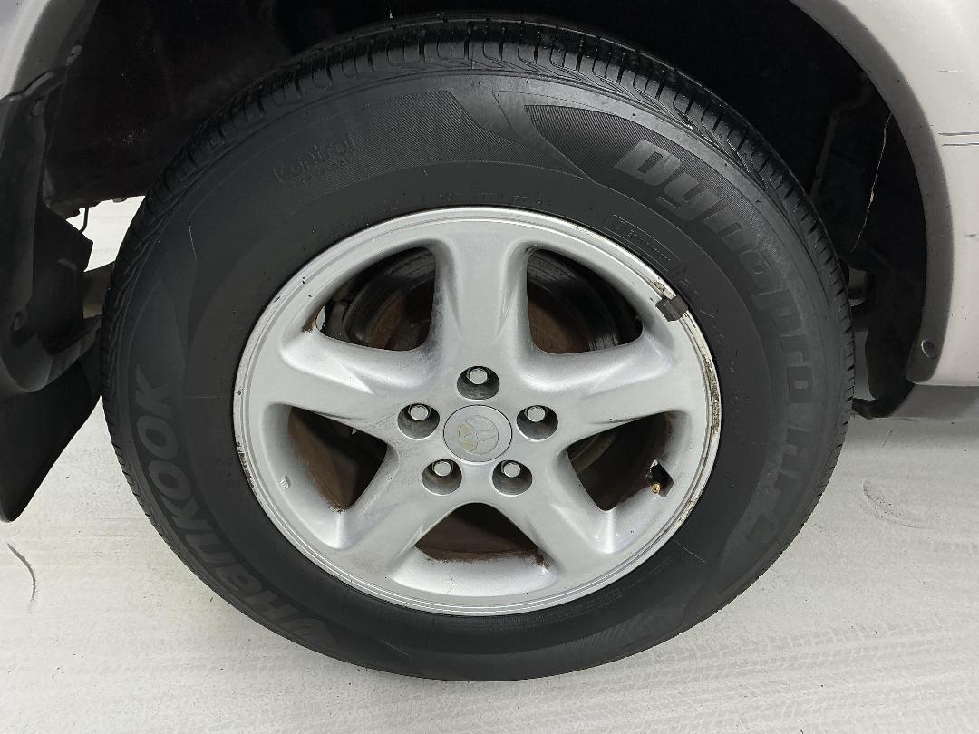 Photo '12' of Toyota Rav4