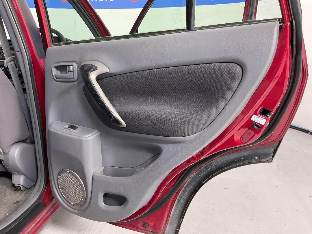 Photo '19' of Toyota Rav4