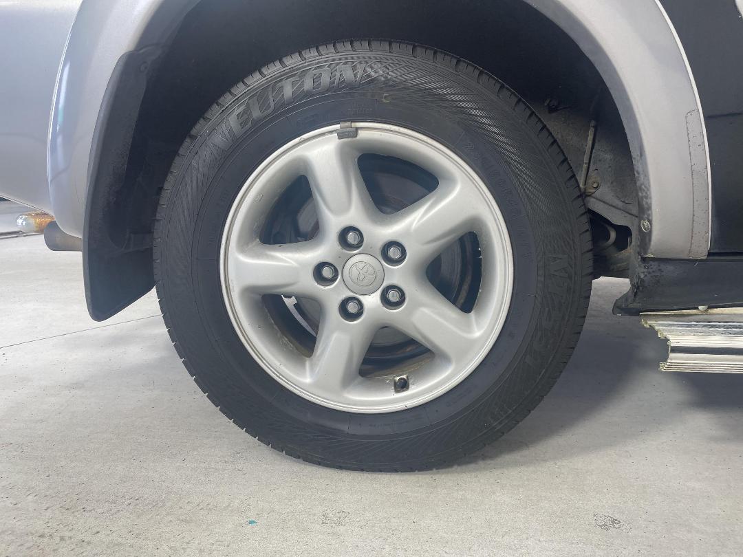 Photo '12' of Toyota Rav4 Photo '12' of Toyota Rav4