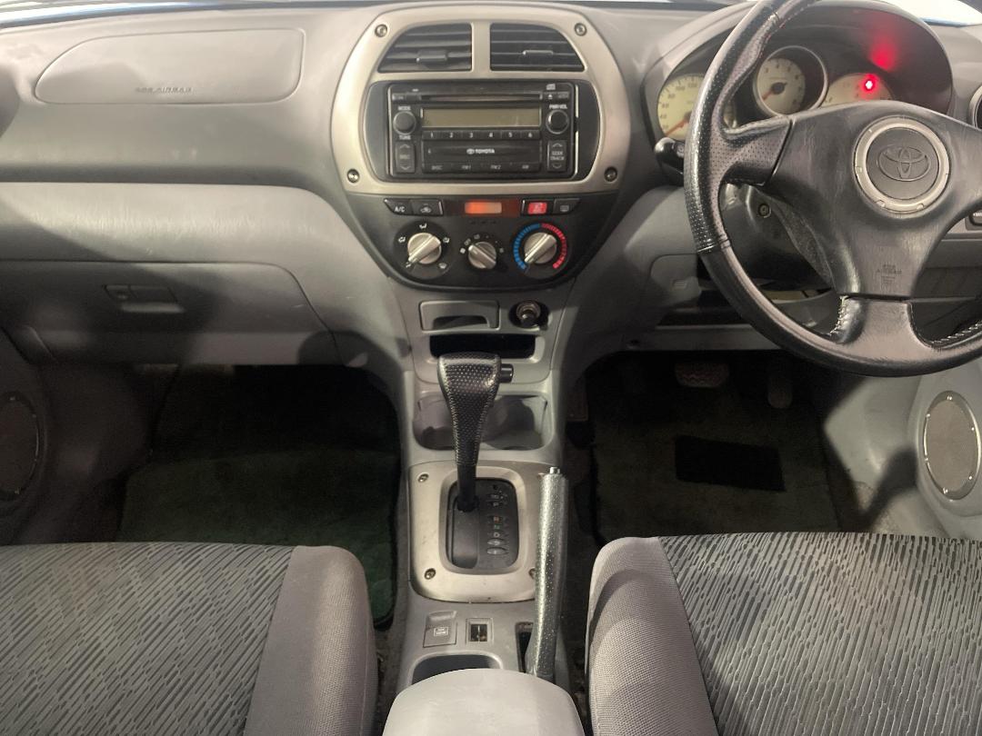 Photo '18' of Toyota Rav4 Photo '18' of Toyota Rav4