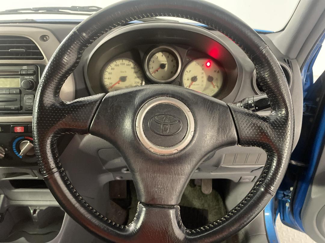 Photo '25' of Toyota Rav4 Photo '25' of Toyota Rav4