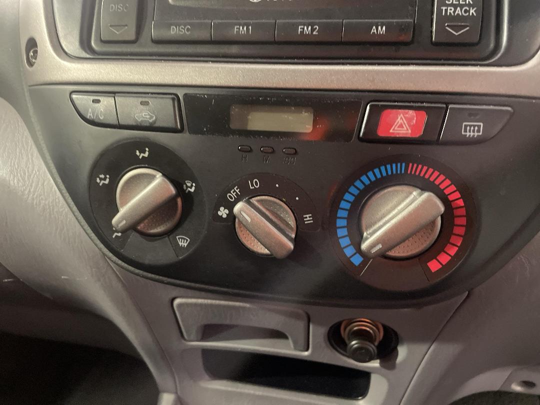 Photo '27' of Toyota Rav4 Photo '27' of Toyota Rav4