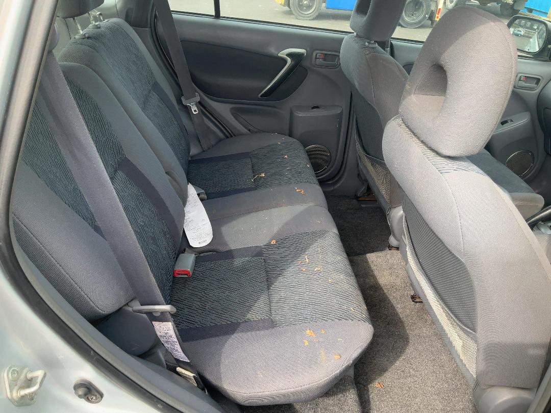 Photo '13' of Toyota Rav4