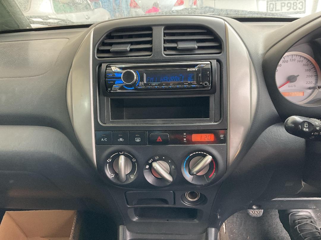 Photo '9' of Toyota Rav4