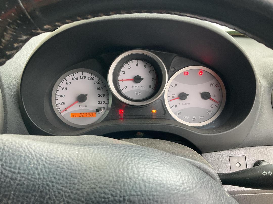 Photo '8' of Toyota Rav4