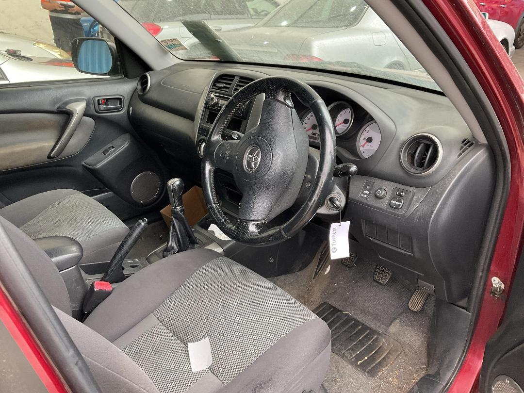 Photo '7' of Toyota Rav4