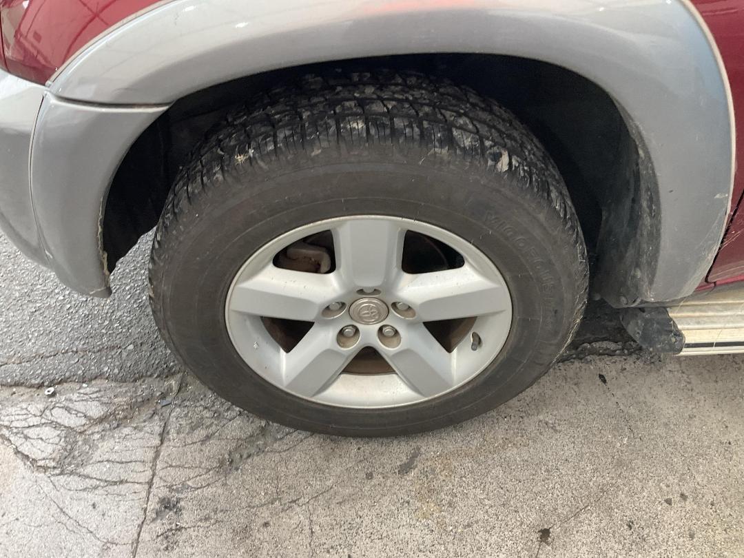 Photo '28' of Toyota Rav4